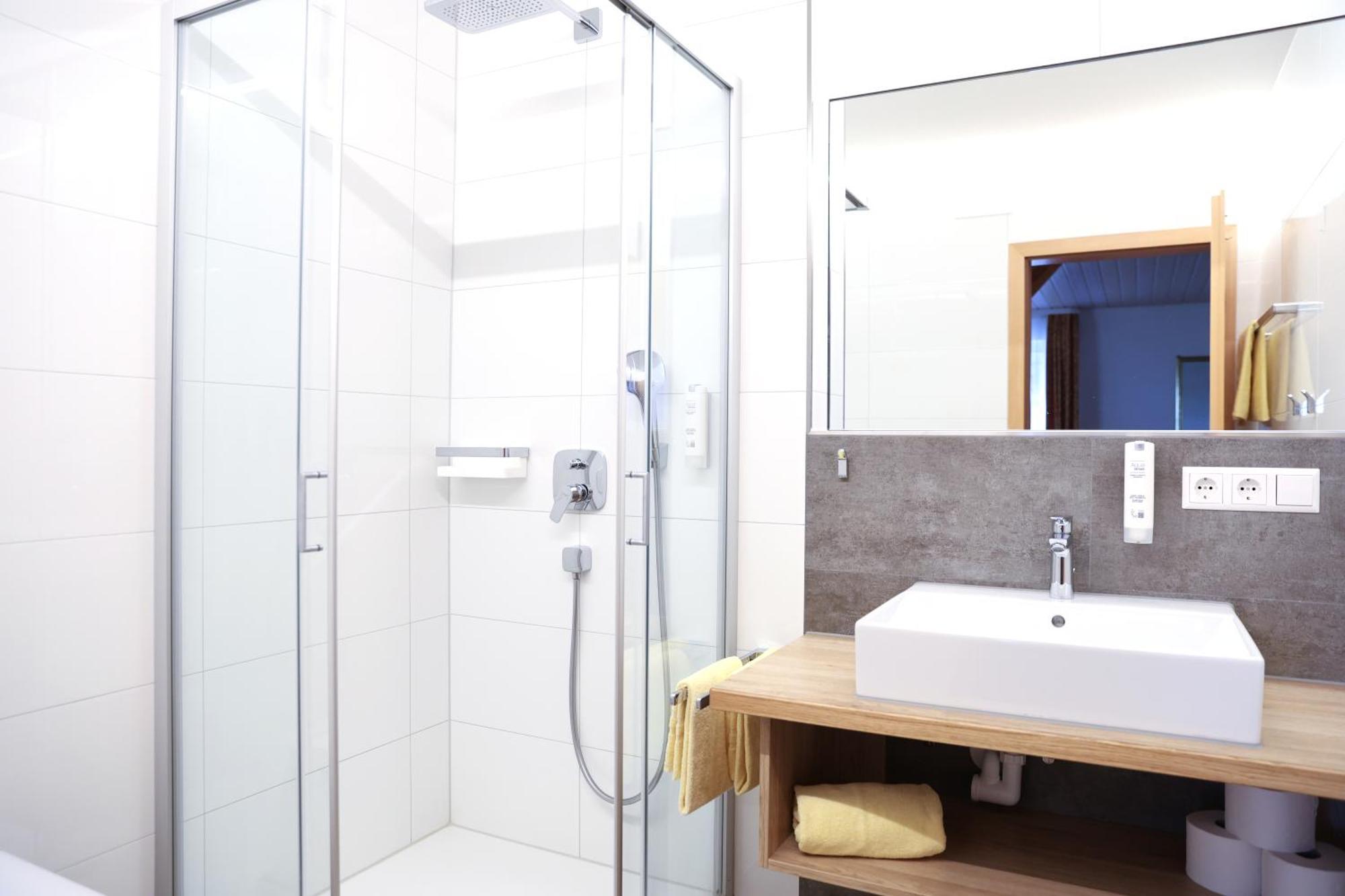 Landhotel Schellenberg Uberlingen Extérieur photo